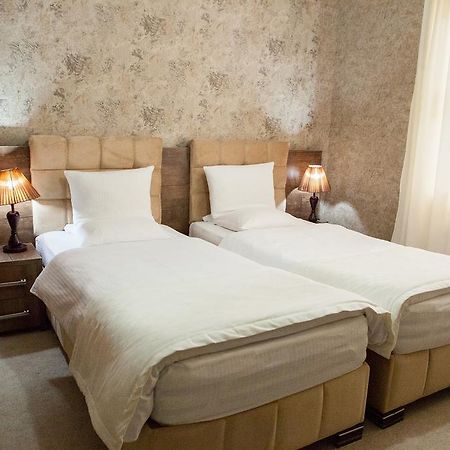 Issam Hotel & Spa Şǝki Dış mekan fotoğraf