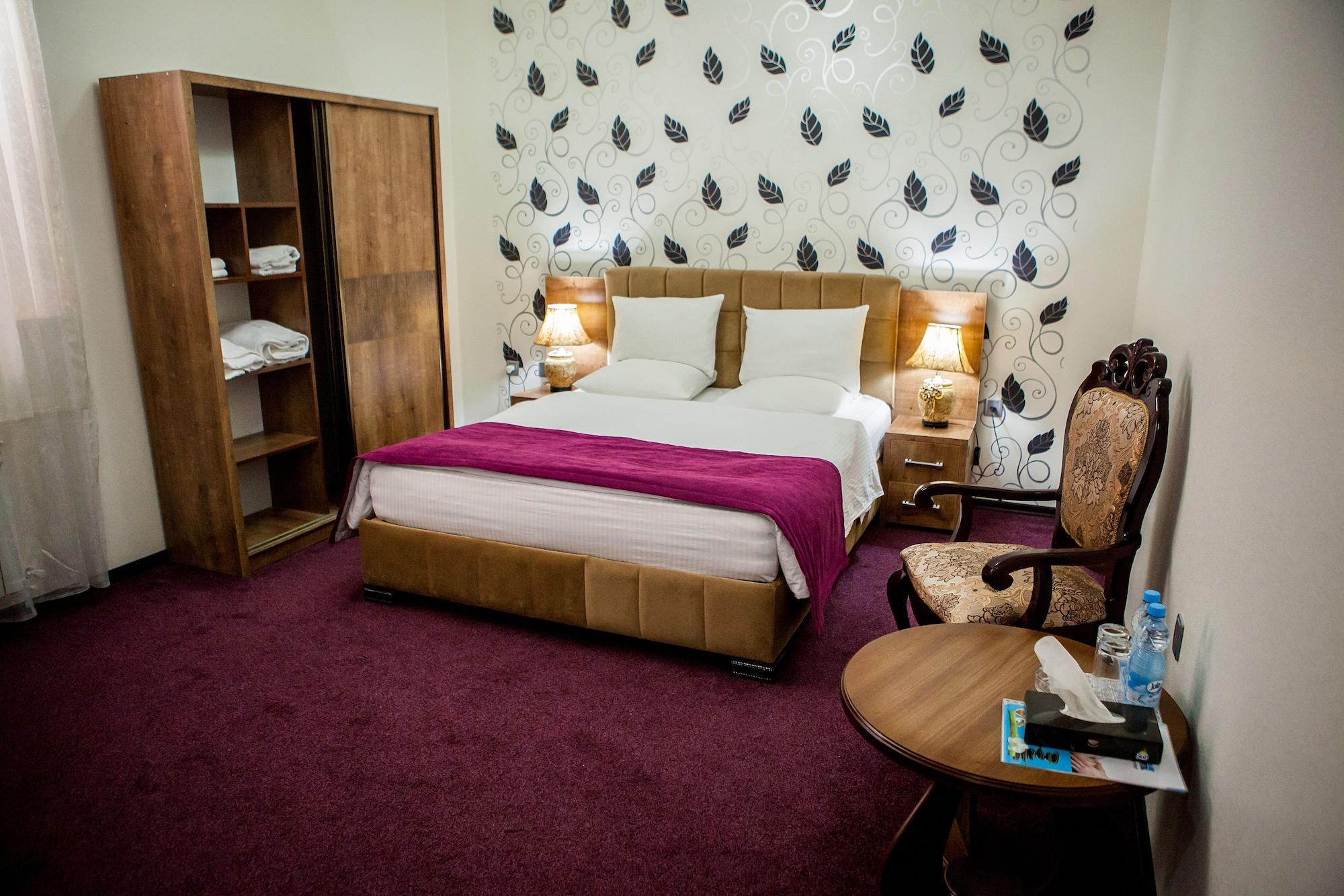 Issam Hotel & Spa Şǝki Dış mekan fotoğraf