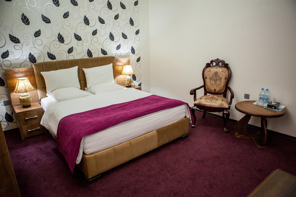 Issam Hotel & Spa Şǝki Dış mekan fotoğraf